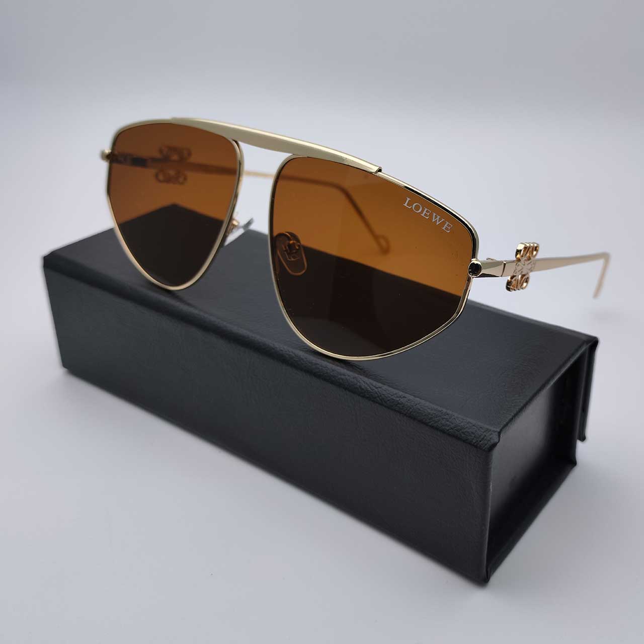عینک آفتابی لووه کد Loewe 9898