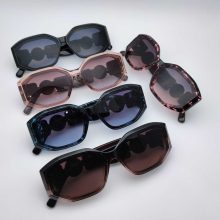 عینک آفتابی زنانه ورساچه کد 2904