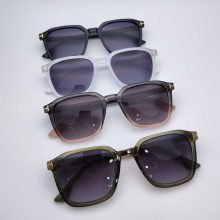 عینک آفتابی زنانه تام فورد کد Tom Ford 2011