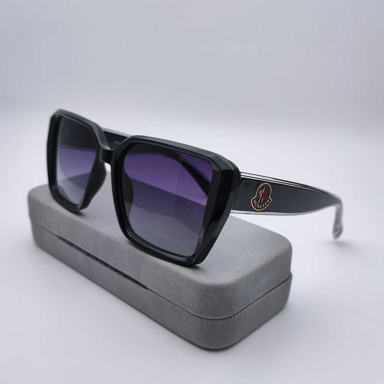 عینک آفتابی زنانه مون کلر کد Moncler 2031